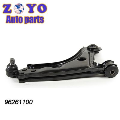 96261100 Brazo de control inferior del eje delantero izquierdo para BaoJun 610 630 Modelo de coche BaoJun 630