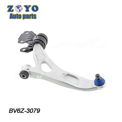 BV6Z-3079 Brazo de control de aluminio inferior delantero izquierdo para Ford Focus SE 12-17 y estándar