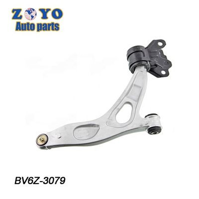 Las partes de la suspensión reemplazar/reparar el brazo inferior del mando delantero izquierdo para Ford Focus 2012-2017
