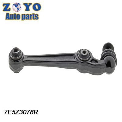 Forjando el brazo de control inferior delantero de acero para Ford Fusion 2013 Rendimiento de alto costo