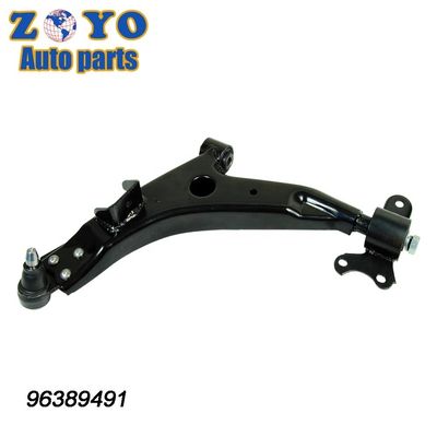 2004-2006 Chevrolet Epica Armas de control frontal y inferior con busto hecho de caucho natural