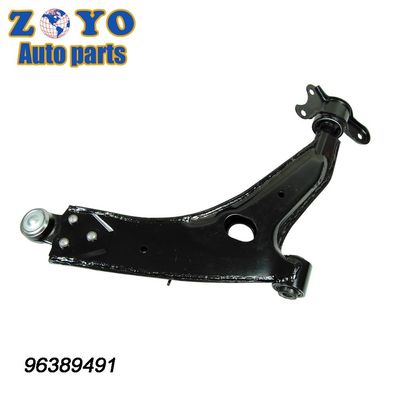 2004-2006 Chevrolet Epica Armas de control frontal y inferior con busto hecho de caucho natural