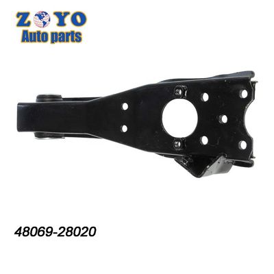 Toyota Van 1985 piezas de repuesto delantero brazo de control inferior con carcasa de caucho natural
