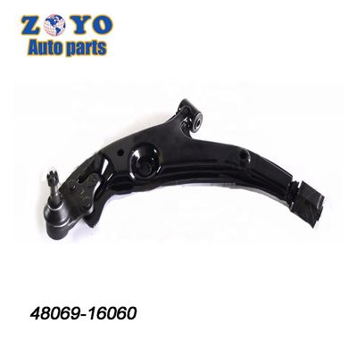 El brazo de control izquierdo para el 1998 Toyota PASEO Convertible