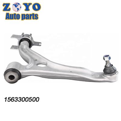 1563300500 Brazo de control de la suspensión izquierda para Mercedes-Benz CLA250 14-18 y articulación de bolas