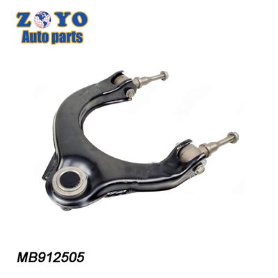 MR162803 MR162804 Brazo de control superior de la suspensión para el Mitsubishi Grandis BA 1996-2004
