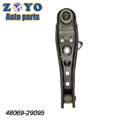 Número de referencia 46072 RK9439 Brazo de control inferior para Toyota Cressida de ingeniería de precisión