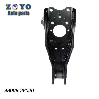Partes de la suspensión automática Brazo de control inferior delantero derecho para Toyota Van 48068-28020 521-620