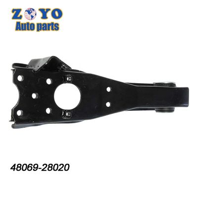 Partes de la suspensión automática Brazo de control inferior delantero derecho para Toyota Van 48068-28020 521-620