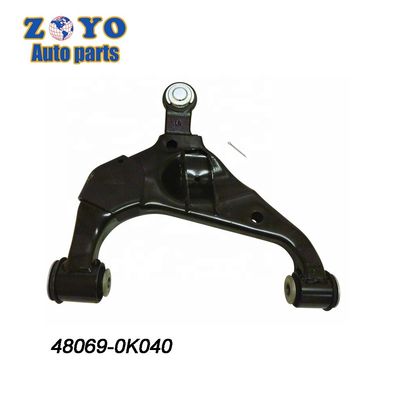 El brazo de control inferior delantero de goma natural para Toyota Hilux VII PICK UP 2004-2017