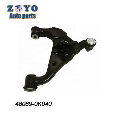 El brazo de control inferior delantero de goma natural para Toyota Hilux VII PICK UP 2004-2017
