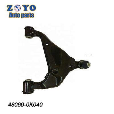 El brazo de control inferior delantero de goma natural para Toyota Hilux VII PICK UP 2004-2017