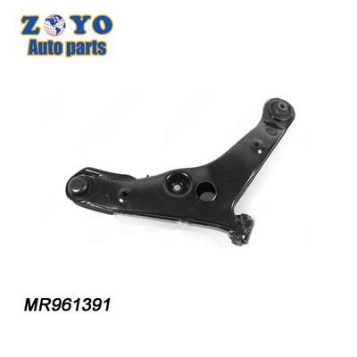 Brazo de control inferior izquierdo para Mitsubishi Outlander 2006 Sistema de suspensión MR961391 K620547
