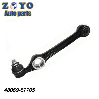 Daihatsu Charade Mk III 1990-1994 Posición inferior del brazo de control Naturaleza inferior Encasillado de caucho
