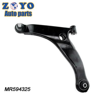 Mitsubishi GRANDIS 2003 Mano de control de suspensión OE NO. 4013A235 con tamaño estándar OEM