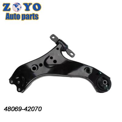 48069-42070 Brazo de suspensión delantero inferior para Toyota RAV4 Hecho de material de acero SPHC