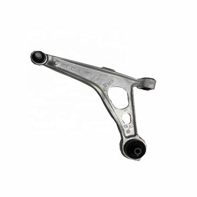 Brazo de control inferior delantero del Nissan X-Trail 2021 con articulación de bola de 40 Cr y recubrimiento de zinc