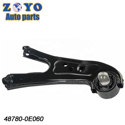 Suministro directo de la naturaleza de caucho para el control del brazo trasero izquierdo para Lexus RX350 2010-2021